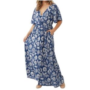 BloomChic Blue Floral Maxi Dress Size 14 V-Neck Flutter Sleeve